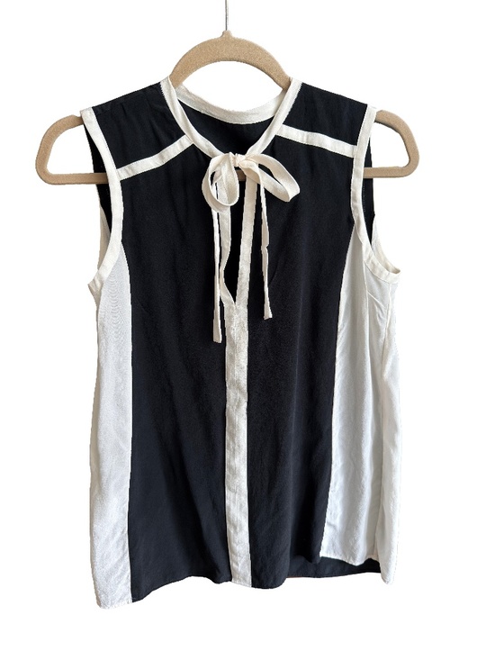 BCBGMaxAzria Tops - BCBGMaxAzria Lenci 100% Silk Black Ivory Tie Neck Blouse - Size XS